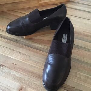 Easentials by Etienne Aigner “ SASSY” brown leather chunky heel loafers 10 wide
